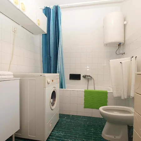 Apartment Fuer 5 Personen Ca 70 Qm In Pula-fondole, Istrien Istrische Riviera