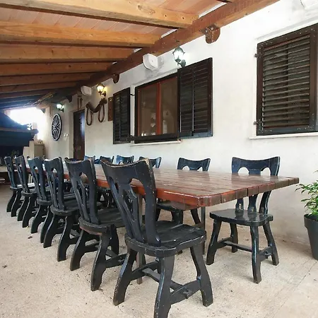Apartment Fuer 5 Personen Ca 70 Qm In Pula-fondole, Istrien Istrische Riviera *
